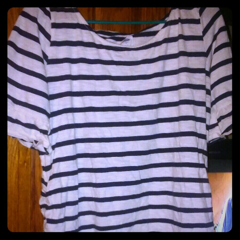 Maternity shirt